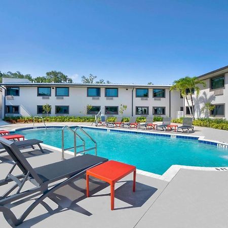 Motel 6-Fort Lauderdale, Fl מראה חיצוני תמונה