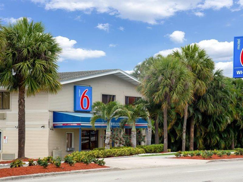 Motel 6-Fort Lauderdale, Fl מראה חיצוני תמונה