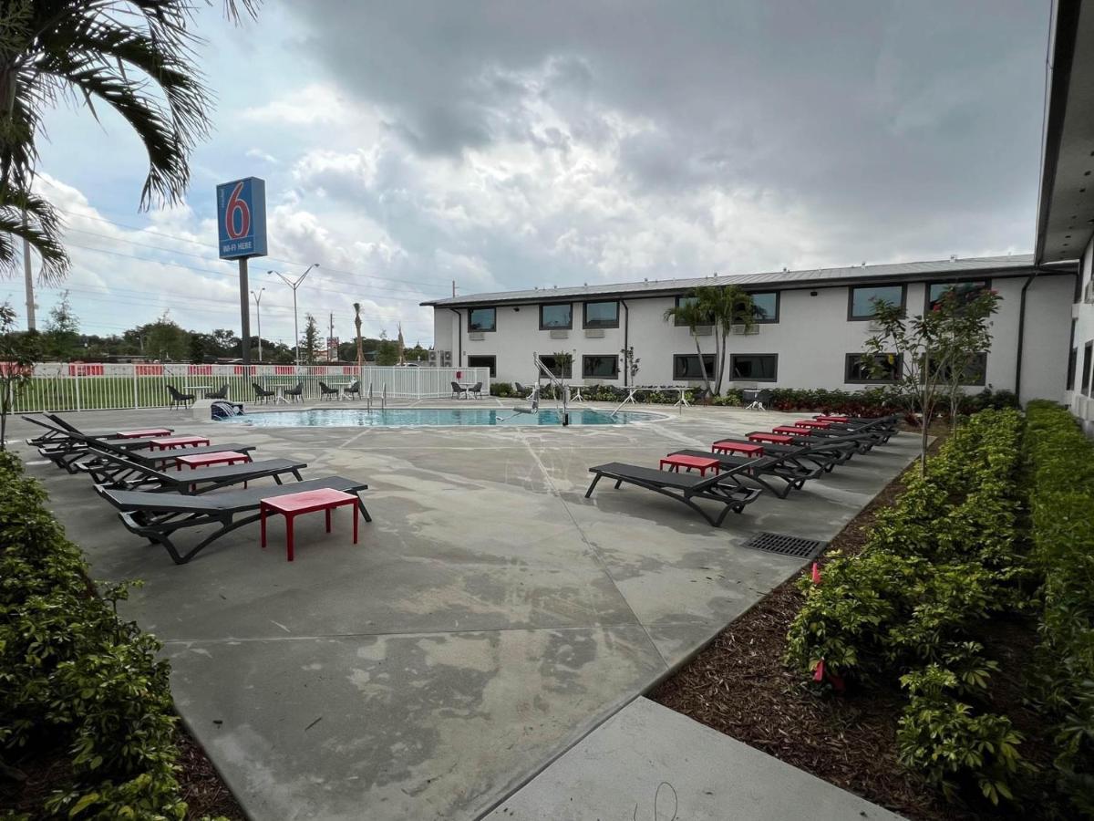 Motel 6-Fort Lauderdale, Fl מראה חיצוני תמונה