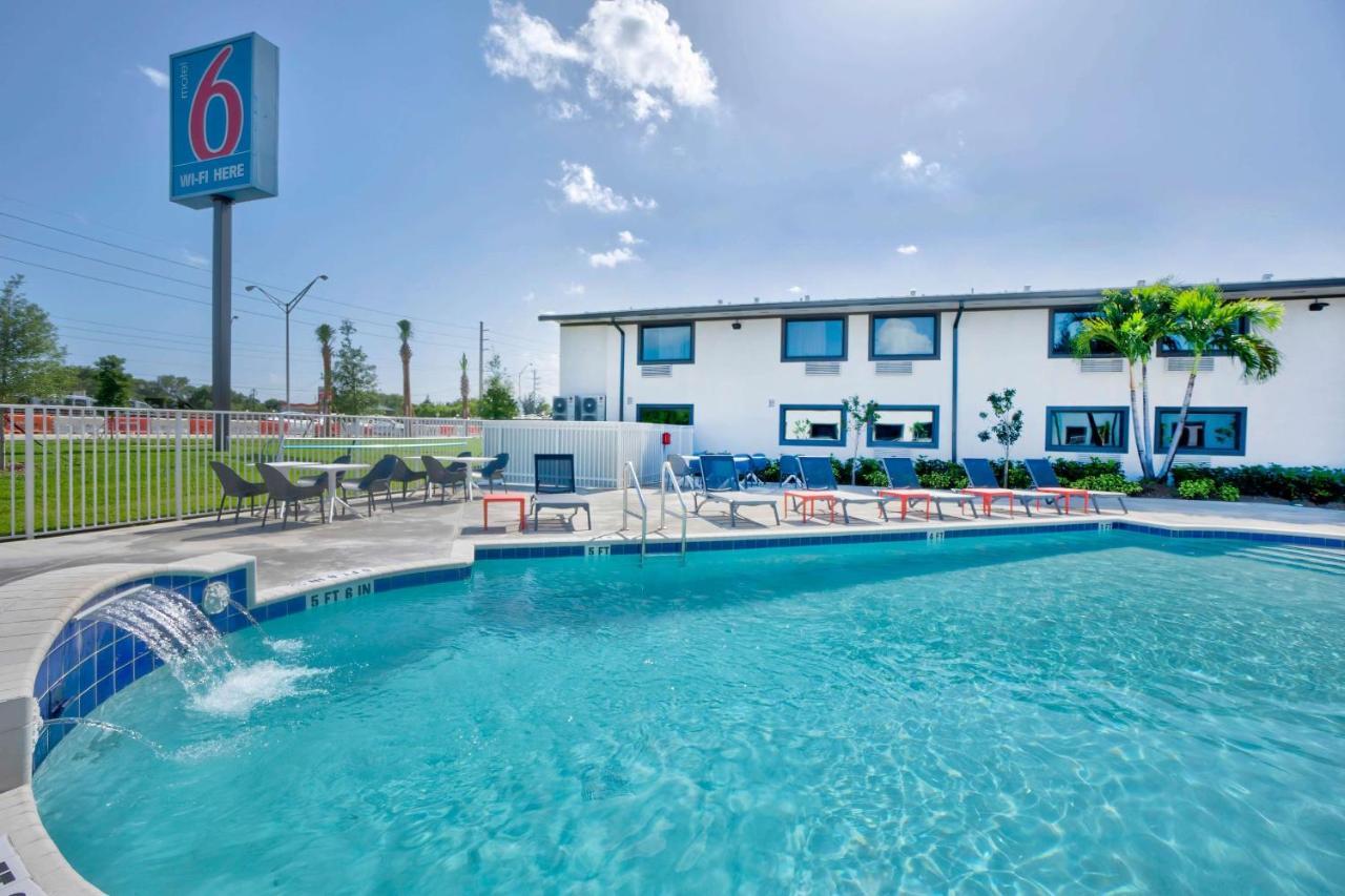 Motel 6-Fort Lauderdale, Fl מראה חיצוני תמונה